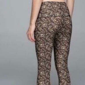 Lululemon gold sequin print